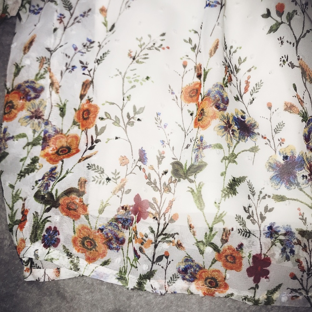 Sweet rain floral print on or off shoulder blouse - Picture 2 of 4